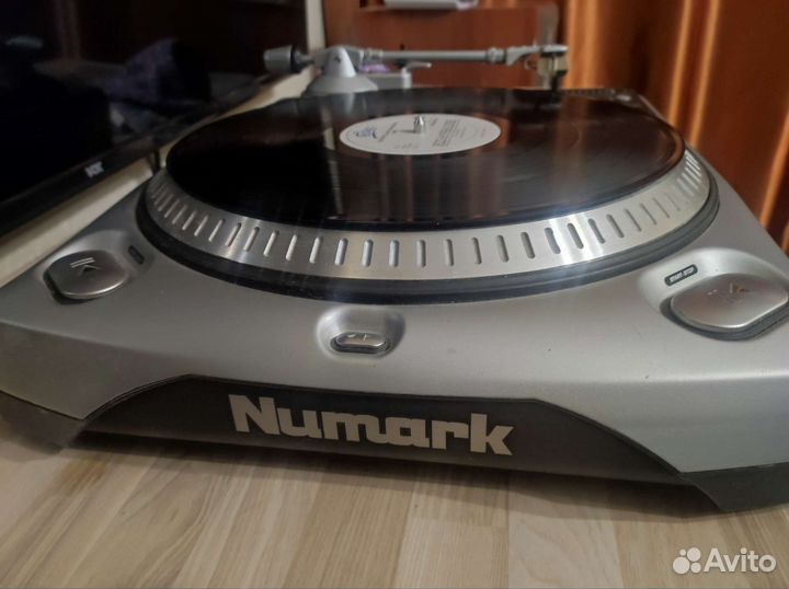 Numark 2000
