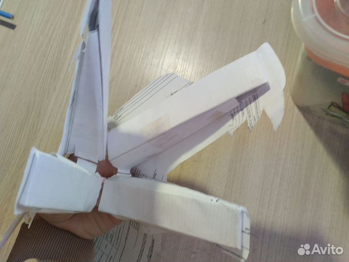 Бумажный дракон на руку