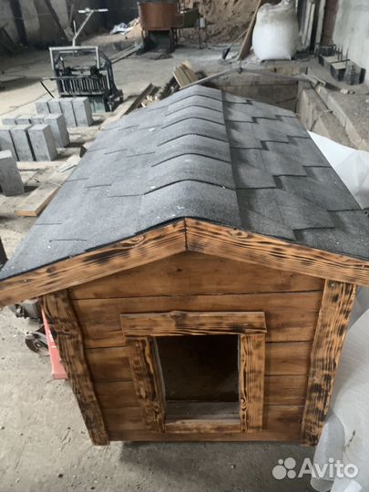 Теплая будка для собак