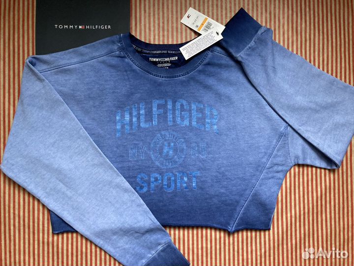 Свитшот Tommy Hilfiger новый