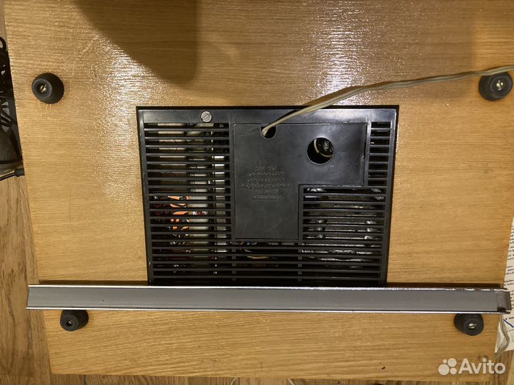 Катушечный магнитофон Daina