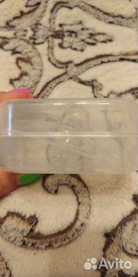 Накладки на грудь