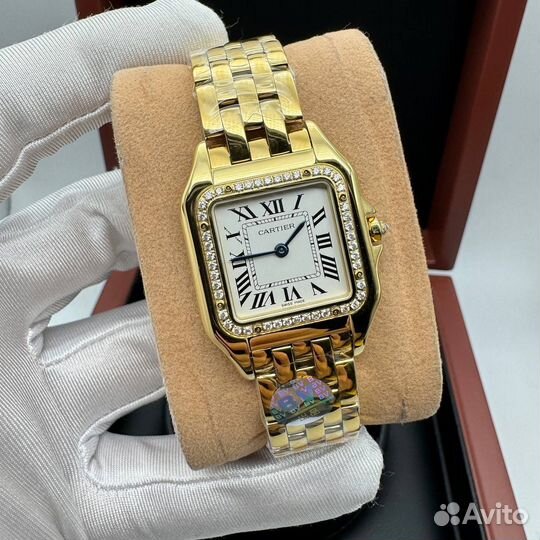 Красивые женские часы Cartier Panthere