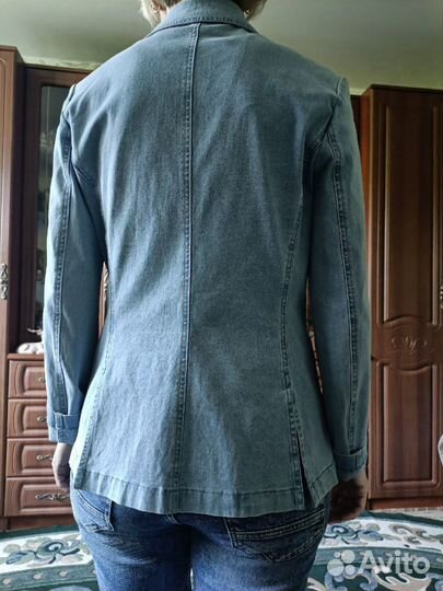 Джинсовый пиджак