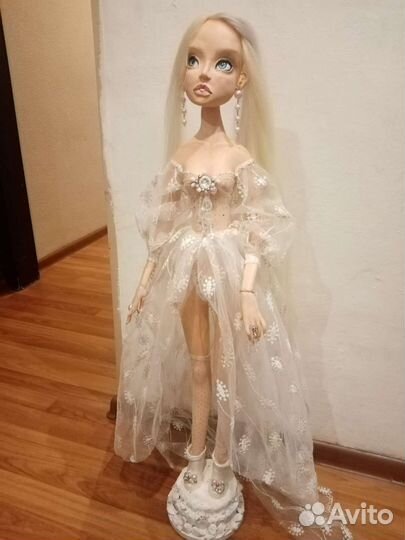 Кукла авторской работы