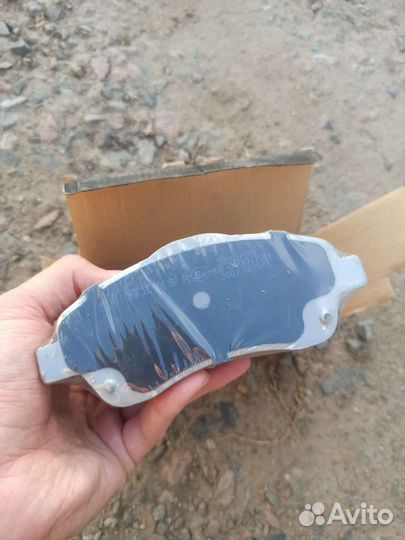 Тормозные колодки toyota avensis