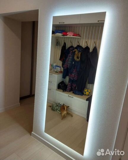 Зеркало с подсветкой