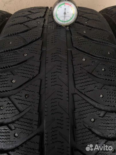 Bridgestone Ice Cruiser 7000 255/50 R19