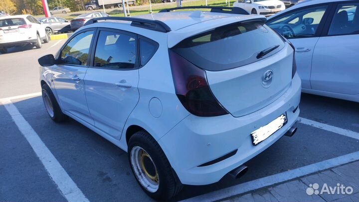 Hyundai Solaris 1.4 AT, 2014, 70 000 км