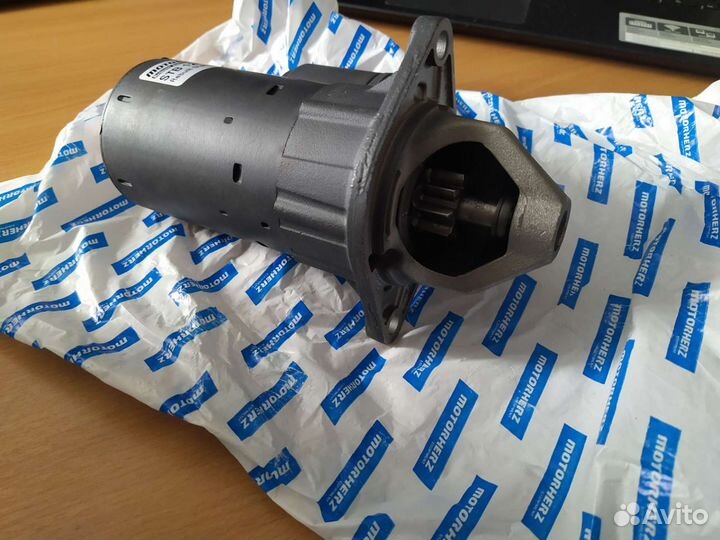 Стартер Opel Astra-H 2004