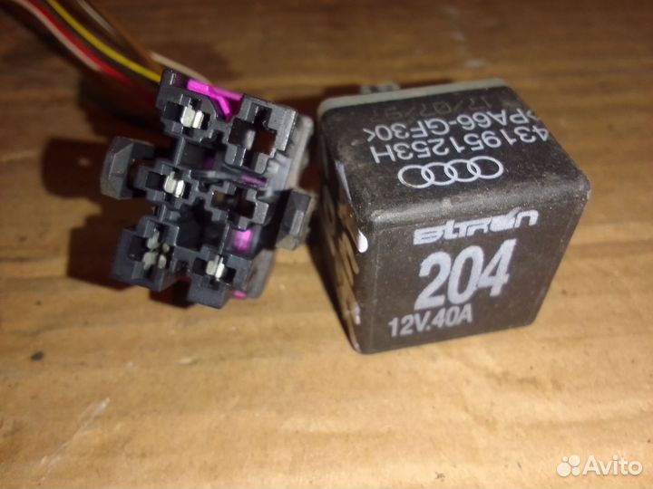 Разъем реле 204 Audi A4 B5
