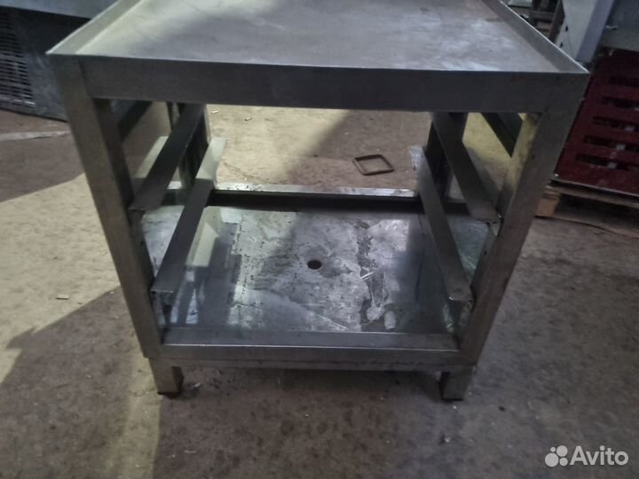 Подставка под пароконвектомат 61/56/66