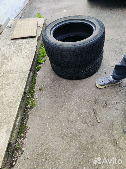 Goodyear Ice Navi Zea 215/55 R16