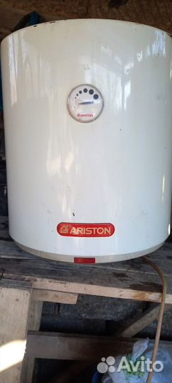 Водонагреватель ariston