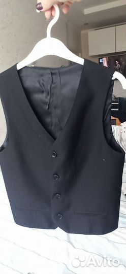 Брюки+жилет для школы для мальчика 134