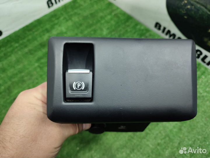 Декоративная накладка центральной консоли BMW i3