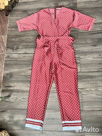 Комбинезон женский