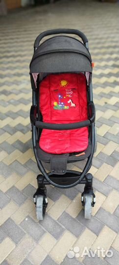 Прогулочная коляска