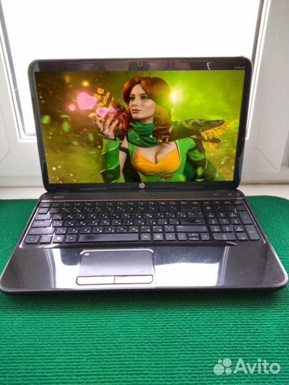 Многозадачный HP c SSD + HDD Диск + intel