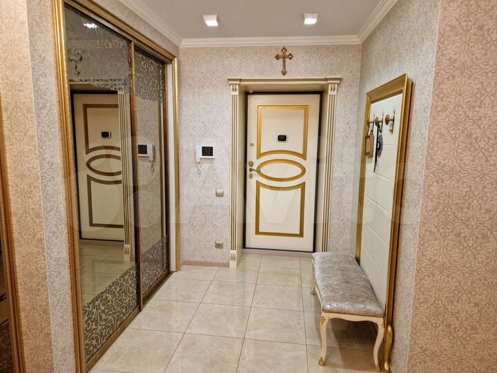 4-к. квартира, 133 м², 6/15 эт.