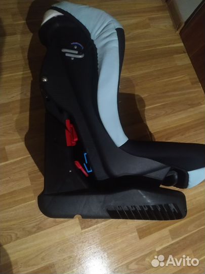 Детское автомобильное кресло бу