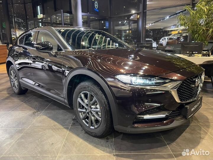 Mazda CX-4 2.0 AT, 2023