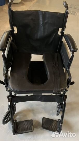 Коляска инвалидная с санитарным оснащением armed