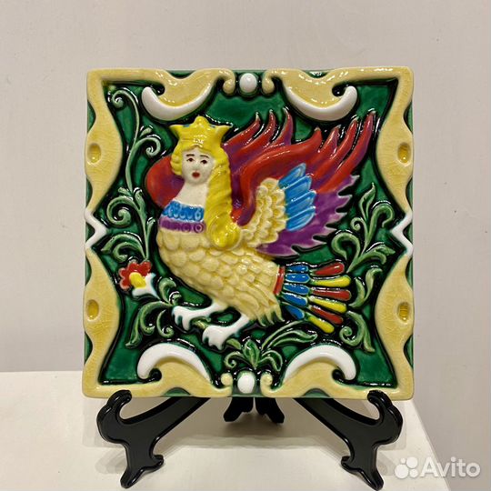 Изразцы ручной работы полихромные рельефные