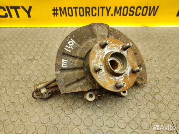 Кулак поворотный передний правый Suzuki Grand