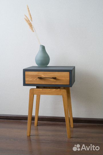 Тумба прикроватная
