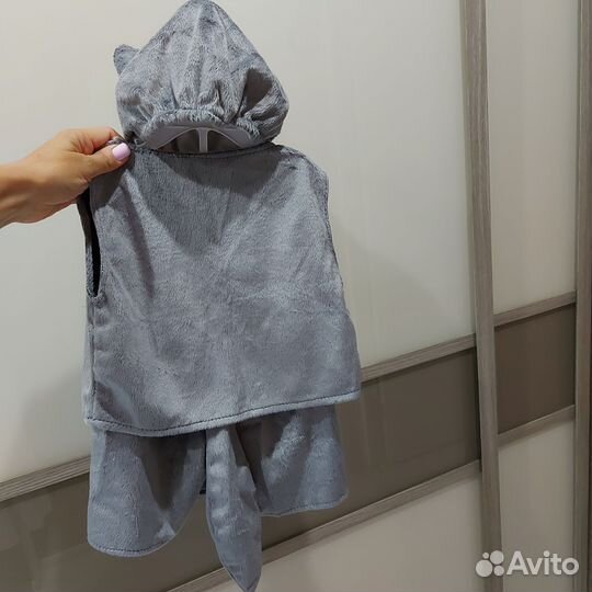 Костюм зайчика белого, волка серого, муравья