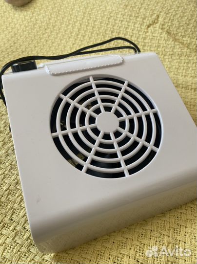 Пылесос для маникюра