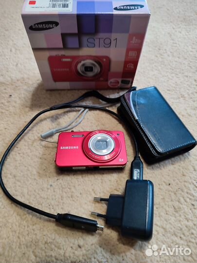 Компактный цифровой фотоаппарат Samsung ST91