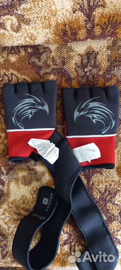 Боксерские перчатки