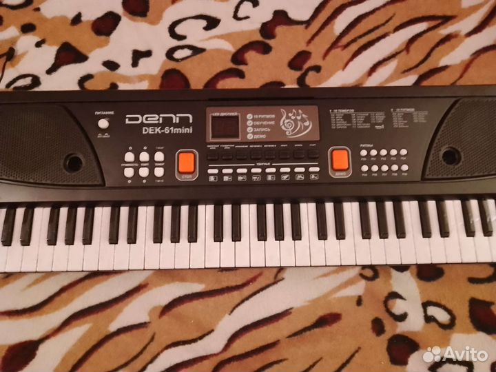 Синтезатор