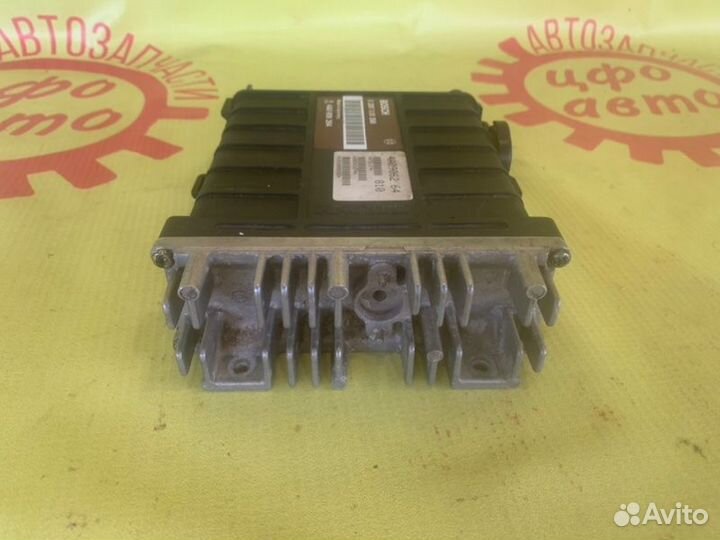 Блок управления двигателем Audi 100 C4