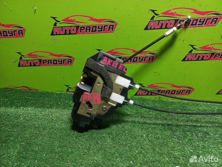 Замок двери nissan AK12,BK12,BNK12,K12,YK12 march