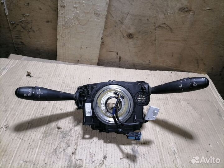 Переключатель подрулевой Peugeot Пежо 3008