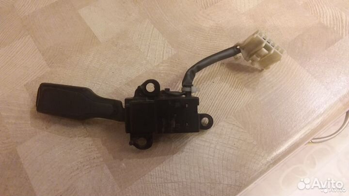 Рычаг круиз-контроля Toyota LC100 4Runner Mark 2