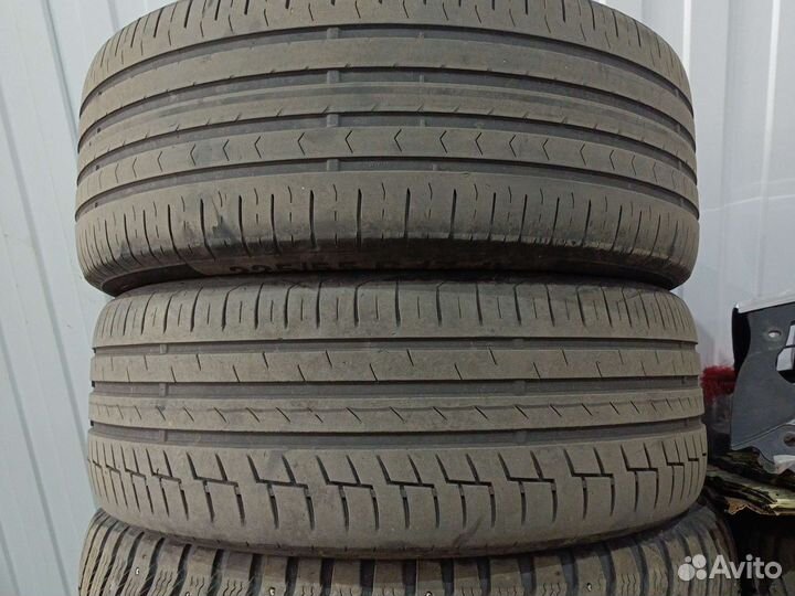 Continental ContiPremiumContact 5 225/55 R17 97W