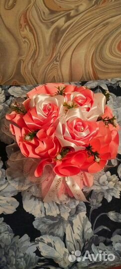 Букет из атласной ленты