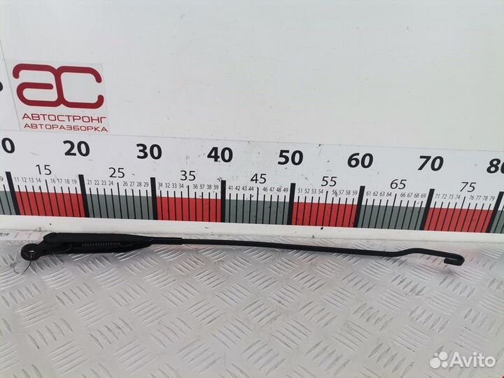 Щеткодержатель (поводок стеклоочистителя, дворник)