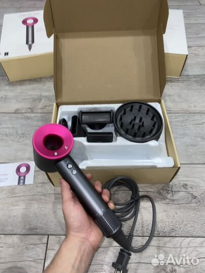 Фен Dyson supersonic Premium