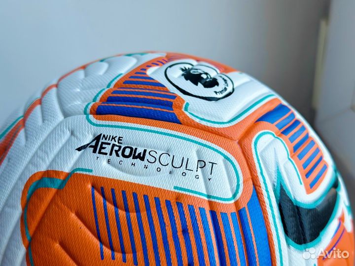 Футбольный мяч