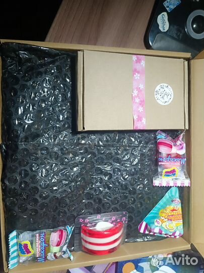 Мерч MTC, геншин и сладости