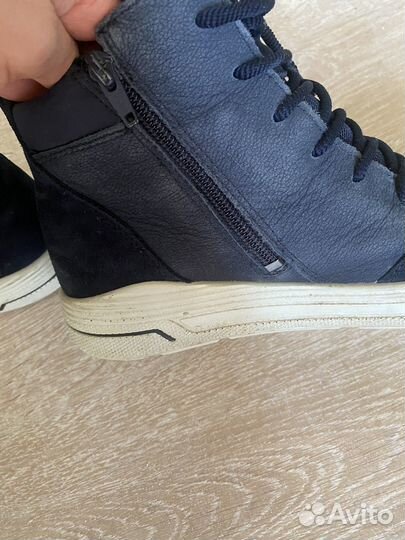 Демисезонные ботинки ecco