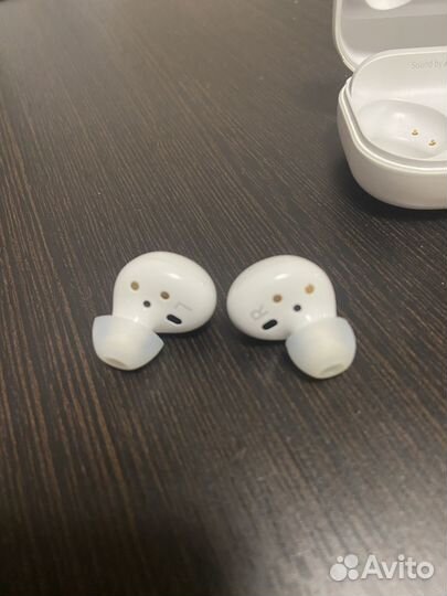 Samsung galaxy buds2