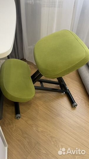 Стул для школьника ортопедический