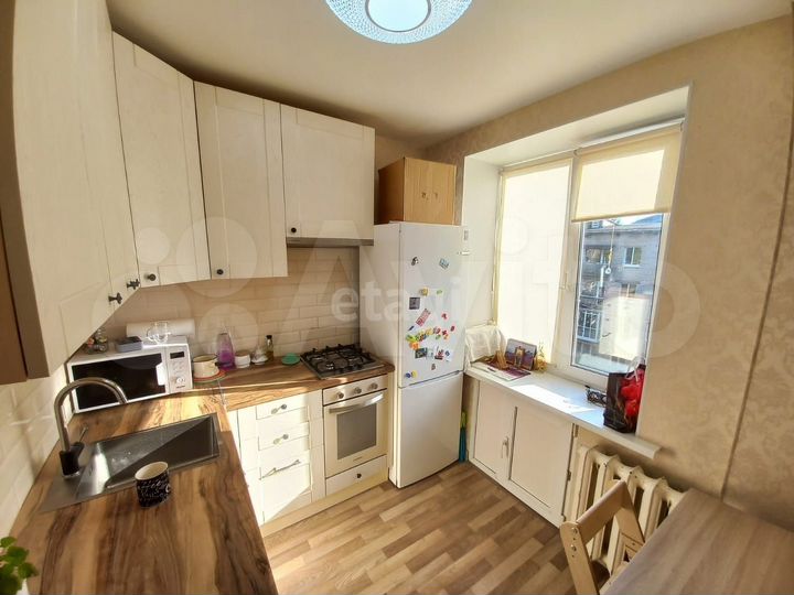 1-к. квартира, 30 м², 4/4 эт.