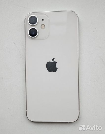 iPhone 12 mini, 64 ГБ